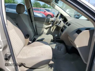 2006 Ford Focus S z VIN 1FAFP34N96W111431, wystawiony jako Copart lot #59478815 z przebiegiem Nie podano mil oraz Szkoda całkowita • Salvage title. Historia ofert i sprzedaży dostępna na DreamBid. Obrazek 7.