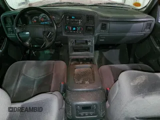 2006 GMC Sierra 1500 SLE1 z VIN 2GTEC13T061135680, wystawiony jako Copart lot #54560524 z przebiegiem 295 189 mil mil oraz Szkoda całkowita • Salvage title. Historia ofert i sprzedaży dostępna na DreamBid. Obrazek 8.