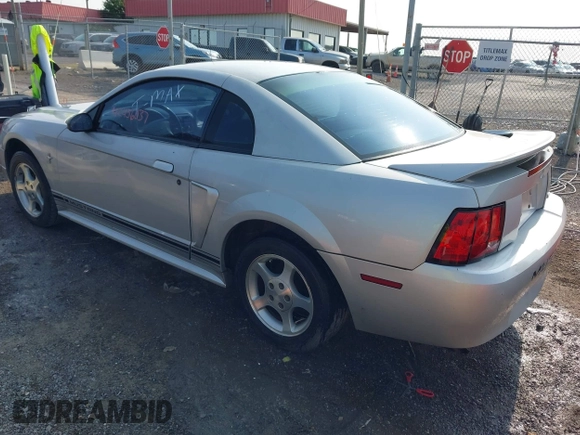 2000 Ford Mustang с VIN 1FAFP4046YF241835, выставлен на аукционе IAAI как лот 42456037 с пробегом 249 234 миль миль и . История ставок и продаж доступна на DreamBid. Изображение 3.