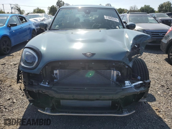 2024 MINI Countryman John Cooper Works with VIN WMZ33BS05R3S31419, listed as a Copart auction lot 71028224 with 1,657 mi miles and Salvage title. Bid and sale history available at DreamBid. Image 5.