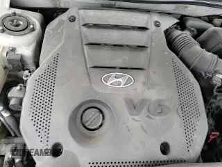 2009 Hyundai Azera Limited с VIN KMHFC46F69A387497, выставлен на аукционе Copart как лот 83303664 с пробегом 115 815 миль миль и Списание • Salvage title. История ставок и продаж доступна на DreamBid. Изображение 14.