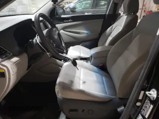 2018 Hyundai Tucson SEL z VIN KM8J3CA42JU743778, wystawiony jako Copart lot #46053665 z przebiegiem 166 977 mil mil oraz Szkoda całkowita • Salvage title. Historia ofert i sprzedaży dostępna na DreamBid. Obrazek 7.