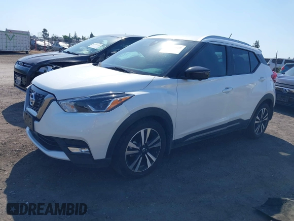 2020 Nissan Kicks SR z VIN 3N1CP5DV4LL485202, wystawiony jako IAAI lot #42195025 z przebiegiem 44 528 mil mil oraz . Historia ofert i sprzedaży dostępna na DreamBid. Obrazek 14.