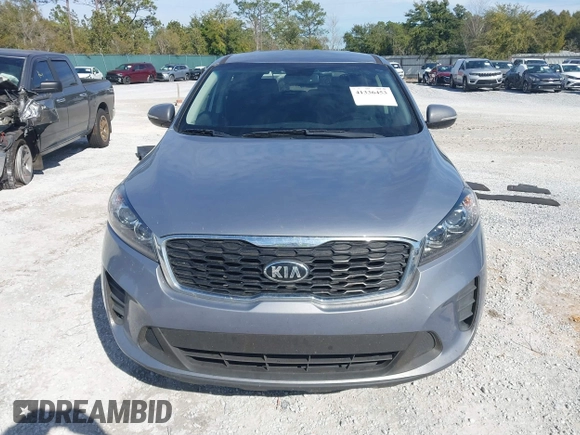 2020 Kia Sorento LX with VIN 5XYPG4A32LG657424, listed as a IAAI auction lot 41336453 with 132,805 mi miles. Bid and sale history available at carsss.com. Image 13.