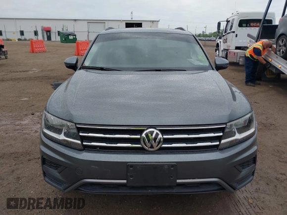 2018 Volkswagen Tiguan SEL with VIN 3VV2B7AX1JM166258, listed as a IAAI auction lot 42559513 with 36,246 mi miles and . Bid and sale history available at DreamBid. Image 12.