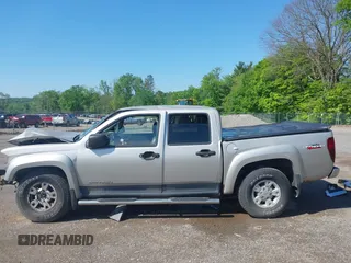 2005 GMC Canyon 1SF SLE Z71 z VIN 1GTDT136658195884, wystawiony jako IAAI lot #42243052 z przebiegiem 146 432 mil mil oraz . Historia ofert i sprzedaży dostępna na DreamBid. Obrazek 15.