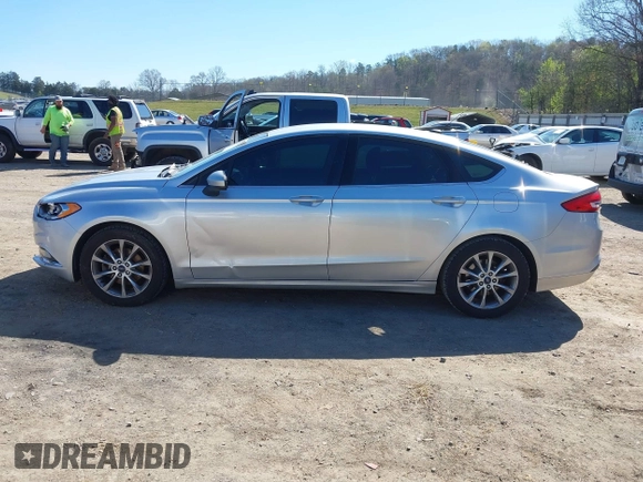 2017 Ford Fusion SE with VIN 3FA6P0H78HR117821, listed as a IAAI auction lot 41870448 with 180,222 mi miles. Bid and sale history available at carsss.com. Image 14.