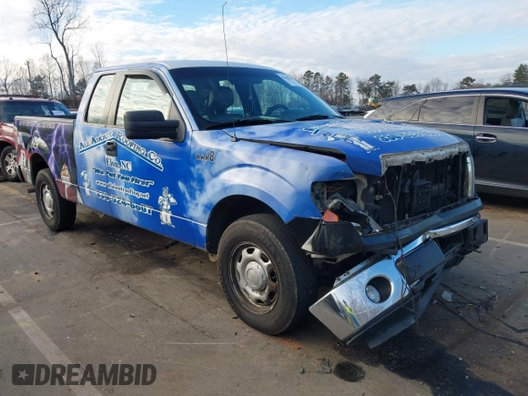2014 Ford F-150 XL with VIN 1FTFX1CF9EKF39644, listed as a IAAI auction lot 41160445 with 239,110 mi miles. Bid and sale history available at carsss.com. Image 1.