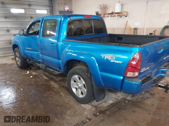 2008 Toyota Tacoma z VIN 5TELU42N58Z483546, wystawiony jako IAAI lot #41304400 z przebiegiem 157 332 mil mil oraz . Historia ofert i sprzedaży dostępna na DreamBid. Obrazek 3.