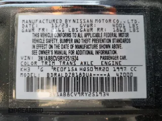 2024 Nissan Sentra SV z VIN 3N1AB8CV9RY251934, wystawiony jako Copart lot #60959315 z przebiegiem 40 822 mil mil oraz Szkoda całkowita • Salvage title. Historia ofert i sprzedaży dostępna na DreamBid. Obrazek 12.