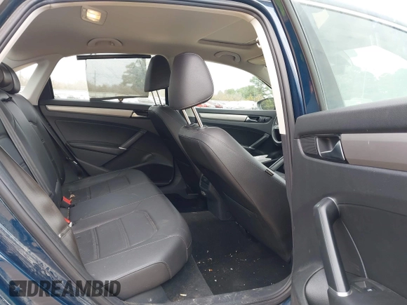 2021 Volkswagen Passat SE z VIN 1VWSA7A37MC009030, wystawiony jako IAAI lot #41172489 z przebiegiem 70 100 mil mil oraz . Historia ofert i sprzedaży dostępna na DreamBid. Obrazek 8.