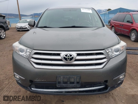 2012 Toyota Highlander Limited with VIN 5TDDK3EH5CS093448, listed as a IAAI auction lot 41777366 with 120,930 mi miles and . Bid and sale history available at DreamBid. Image 13.