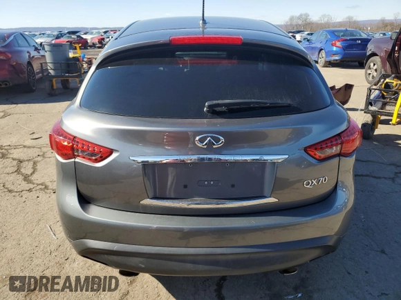 2016 Infiniti QX70 z VIN JN8CS1MW2GM751247, wystawiony jako Copart lot #44901785 z przebiegiem 83 920 mil mil oraz Szkoda całkowita • Salvage title. Historia ofert i sprzedaży dostępna na DreamBid. Obrazek 6.