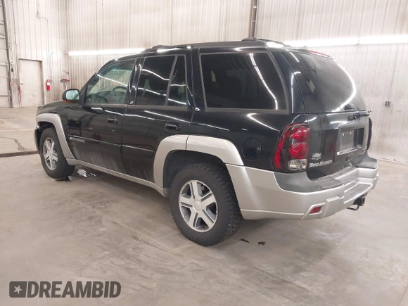 2004 Chevrolet TrailBlazer LS with VIN 1GNDT13S942308362, listed as a IAAI auction lot 41913292 with 153,458 mi miles. Bid and sale history available at carsss.com. Image 3.