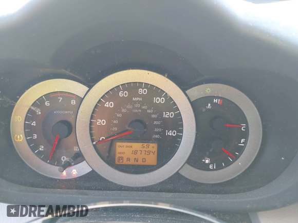 2006 Toyota RAV4 Ltd with VIN JTMZK31V666001754, listed as a IAAI auction lot 41717751 with 187,794 mi miles. Bid and sale history available at carsss.com. Image 7.