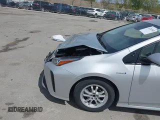 2020 Toyota Prius L Eco with VIN JTDKARFU5L3117287, listed as a IAAI auction lot 42202426 with 122,870 mi miles and . Bid and sale history available at DreamBid. Image 18.