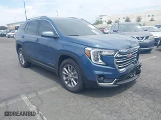 2024 GMC Terrain SLT with VIN 3GKALVEG2RL221585, listed as a IAAI auction lot 41851814 with 3,805 mi miles. Bid and sale history available at carsss.com. Image 1.