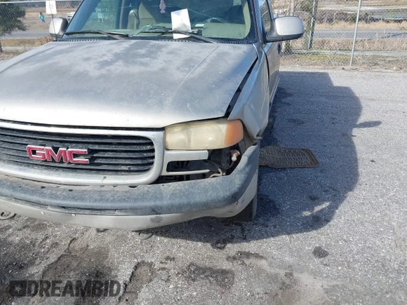 2002 GMC Sierra 1500 SLE z VIN 2GTEC19T221357087, wystawiony jako IAAI lot #41441911 z przebiegiem 319 299 mil mil oraz . Historia ofert i sprzedaży dostępna na DreamBid. Obrazek 6.