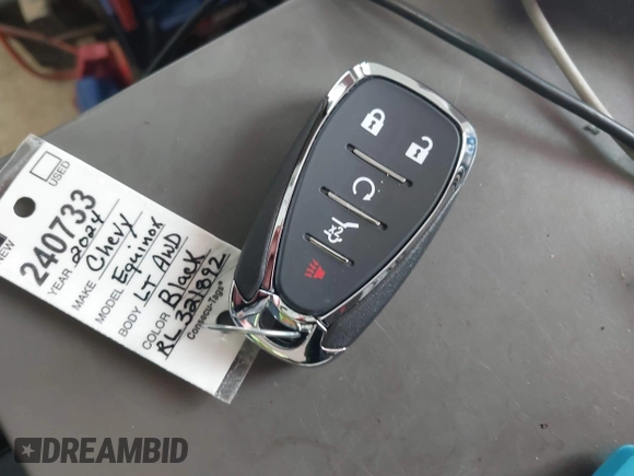 2024 Chevrolet Equinox LT with VIN 3GNAXUEG5RL321892, listed as a IAAI auction lot 40594360 with 14,935 mi miles and . Bid and sale history available at DreamBid. Image 11.