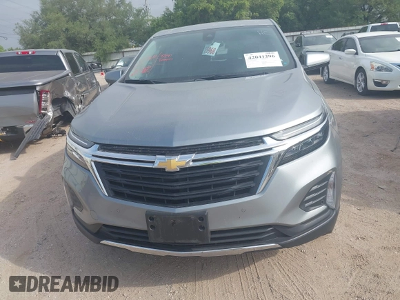 2024 Chevrolet Equinox LT with VIN 3GNAXUEG1RS182754, listed as a IAAI auction lot 42041296 with 32,015 mi miles. Bid and sale history available at carsss.com. Image 12.