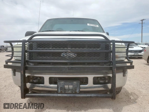 2005 Ford F-250 XL with VIN 1FTSF20P65EB37695, listed as a Copart auction lot 55752885 with 238,436 mi miles and Clean title. Bid and sale history available at DreamBid. Image 5.