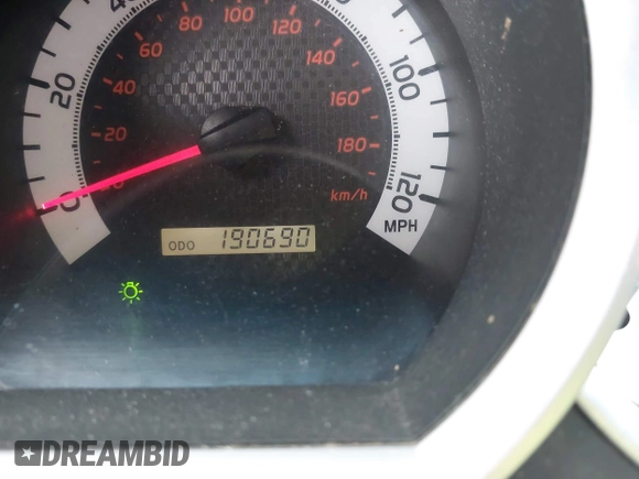 2014 Toyota Tacoma with VIN 3TMLU4EN8EM139665, listed as a IAAI auction lot 41925143 with 190,690 mi miles and . Bid and sale history available at DreamBid. Image 15.
