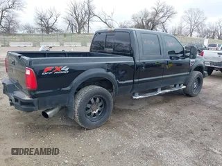 2010 Ford Super Duty F-250 SRW XL with VIN 1FTSW2BR2AEB07232, listed as a IAAI auction lot 41948951 with 124,116 mi miles. Bid and sale history available at carsss.com. Image 4.