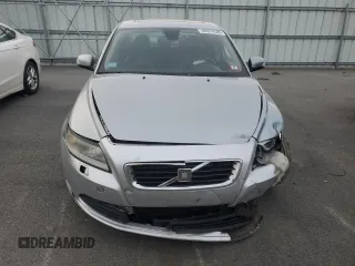 2007 Volvo S40 2.5L Turbo with VIN YV1MH682672313999, listed as a Copart auction lot 88976585 with 127,195 mi miles and Clean Title. Bid and sale history available at carsss.com. Image 5.