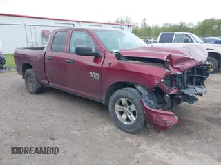 2019 Ram 1500 Tradesman z VIN 1C6RR7FG7KS501699, wystawiony jako IAAI lot #42220021 z przebiegiem 92 433 mil mil oraz . Historia ofert i sprzedaży dostępna na DreamBid. Obrazek 1.