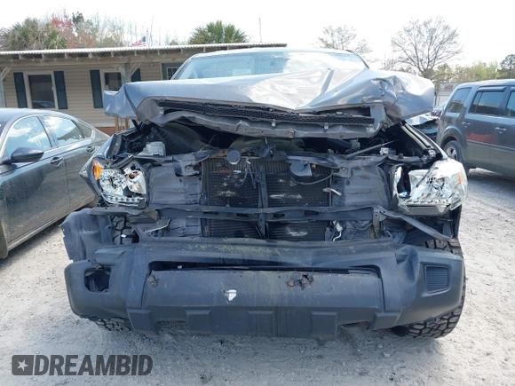 2014 Toyota Tundra 4WD Truck SR with VIN 5TFUM5F11EX055025, listed as a IAAI auction lot 41883017 with 100,565 mi miles. Bid and sale history available at carsss.com. Image 6.