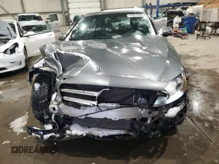2018 Mercedes-Benz C 300 with VIN 55SWF4KB6JU275257, listed as a Copart auction lot 87821335 with 118,771 mi miles and Salvage Title. Bid and sale history available at DreamBid. Image 5.