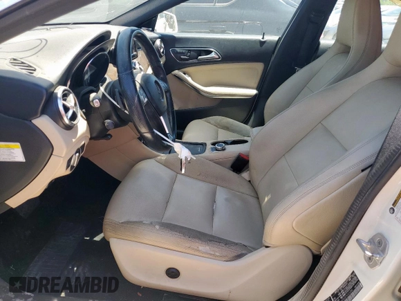 2014 Mercedes-Benz CLA 250 z VIN WDDSJ4EB2EN065388, wystawiony jako Copart lot #66195025 z przebiegiem 190 354 mil mil oraz Czysty tytuł • Clean title. Historia ofert i sprzedaży dostępna na DreamBid. Obrazek 7.