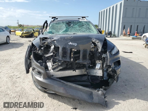 2016 Jeep Cherokee Limited with VIN 1C4PJLDS9GW275138, listed as a Copart auction lot 52558715 with 82,131 mi miles and Salvage Title. Bid and sale history available at carsss.com. Image 5.