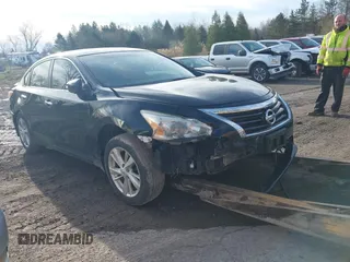 2014 Nissan Altima 2.5 with VIN 1N4AL3AP9EC127186, listed as a IAAI auction lot 41724544 with 115,879 mi miles. Bid and sale history available at carsss.com. Image 1.