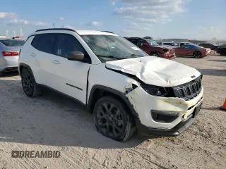 2021 Jeep Compass 80th Anniversary with VIN 3C4NJCEB3MT550073, listed as a Copart auction lot 80508234 with 29,690 mi miles and Salvage Title. Bid and sale history available at carsss.com. Image 4.