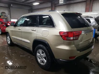 2011 Jeep Grand Cherokee Laredo with VIN 1J4RR4GG4BC585586, listed as a Copart auction lot 46373955 with 163,247 mi miles and Salvage Title. Bid and sale history available at carsss.com. Image 2.