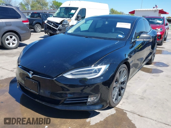 2018 Tesla Model S 75D with VIN 5YJSA1E22JF289195, listed as a IAAI auction lot 41825949 with 49,217 mi miles and . Bid and sale history available at DreamBid. Image 21.