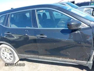 2017 Nissan Rogue SV with VIN KNMAT2MV0HP563632, listed as a IAAI auction lot 41827113 with 193,323 mi miles and . Bid and sale history available at carsss.com. Image 13.