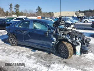 2019 Lincoln MKZ Standard with VIN 3LN6L5A99KR601773, listed as a Copart auction lot 89130415 with 60,857 mi miles and Salvage Title. Bid and sale history available at carsss.com. Image 4.