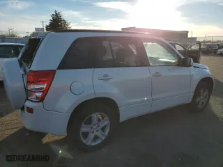 2006 Suzuki Grand Vitara Luxury with VIN JS3TD947464102353, listed as a Copart auction lot 77580904 with 126,822 mi miles and Salvage Title. Bid and sale history available at carsss.com. Image 3.