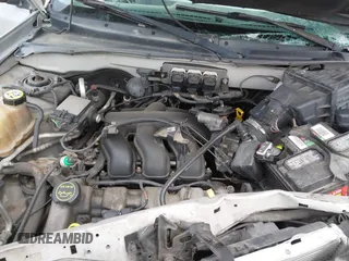 2005 Ford Escape XLT с VIN 1FMYU93125KB21037, выставлен на аукционе IAAI как лот 42256389 с пробегом 173 080 миль миль и . История ставок и продаж доступна на DreamBid. Изображение 10.