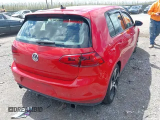2017 Volkswagen GTI S z VIN 3VW4T7AU7HM033778, wystawiony jako IAAI lot #42059426 z przebiegiem 70 115 mil mil oraz . Historia ofert i sprzedaży dostępna na DreamBid. Obrazek 4.
