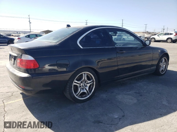 2005 BMW 3 Series 330Ci with VIN WBABD53475PL15981, listed as a Copart auction lot 77138744 with 187,727 mi miles and Clean Title. Bid and sale history available at carsss.com. Image 3.