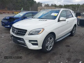 2015 Mercedes-Benz M 400 with VIN 4JGDA5GB3FA534787, listed as a IAAI auction lot 41084917 with 116,325 mi miles and . Bid and sale history available at DreamBid. Image 17.