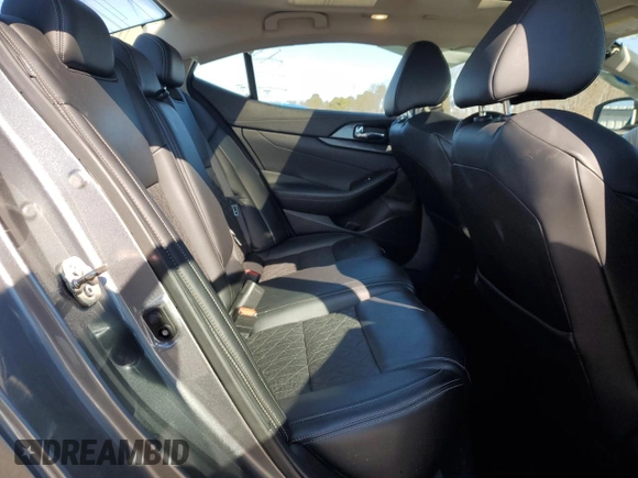2019 Nissan Maxima Platinum z VIN 1N4AA6AV0KC367101, wystawiony jako Copart lot #46715415 z przebiegiem 68 567 mil mil oraz Szkody całkowita. Historia ofert i sprzedaży dostępna na DreamBid. Obrazek 11.