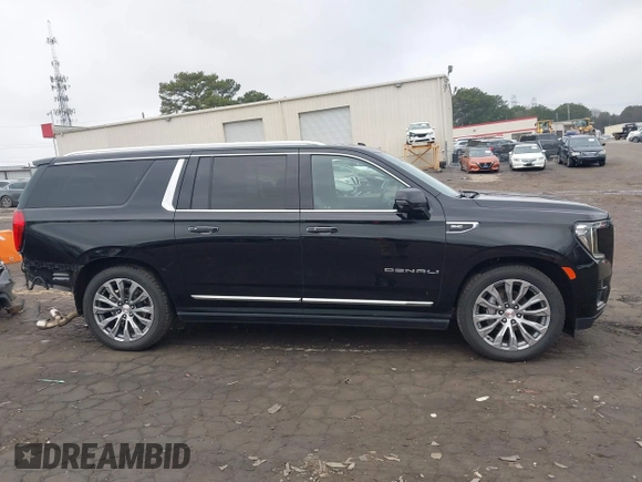 2021 GMC Yukon XL Denali with VIN 1GKS2JKL1MR257867, listed as a IAAI auction lot 41510299 with 62,443 mi miles. Bid and sale history available at carsss.com. Image 13.