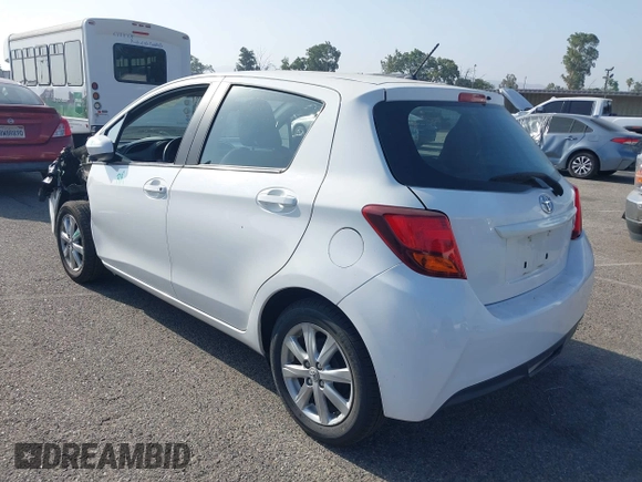 2015 Toyota Yaris L z VIN VNKKTUD36FA054974, wystawiony jako IAAI lot #42542421 z przebiegiem 93 028 mil mil oraz . Historia ofert i sprzedaży dostępna na DreamBid. Obrazek 3.