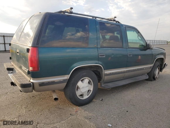 1998 Chevrolet Tahoe with VIN 1GNEK13R4WJ322201, listed as a Copart auction lot 64249464 with 241,168 mi miles and Salvage Title. Bid and sale history available at carsss.com. Image 3.