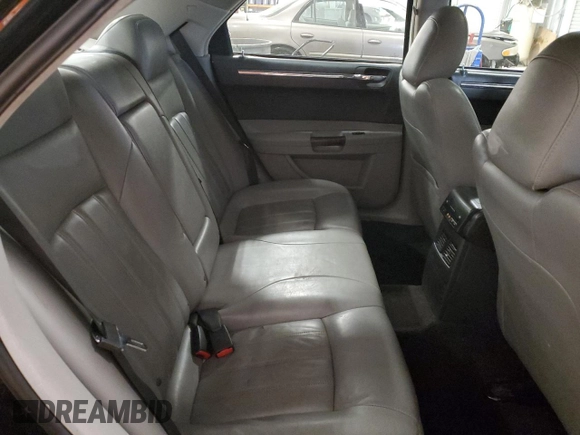 2006 Chrysler 300 C with VIN 2C3LK63H06H346022, listed as a Copart auction lot 74613344 with 200,509 mi miles and Salvage Title. Bid and sale history available at carsss.com. Image 10.