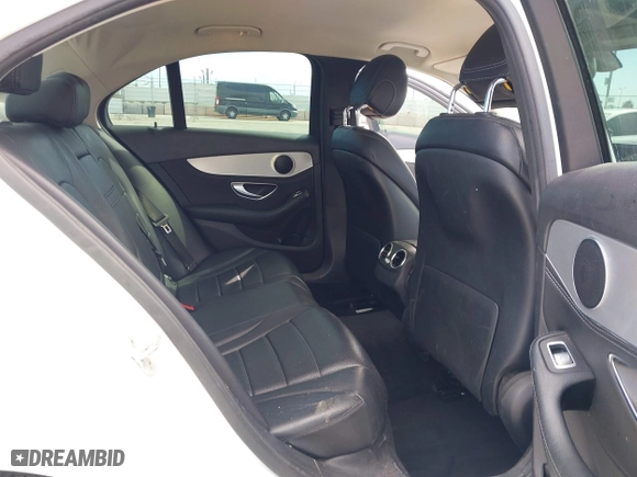 2015 Mercedes-Benz C-Class C 300 with VIN 55SWF4JB3FU091838, listed as a IAAI auction lot 42018413 with 98,338 mi miles. Bid and sale history available at carsss.com. Image 8.